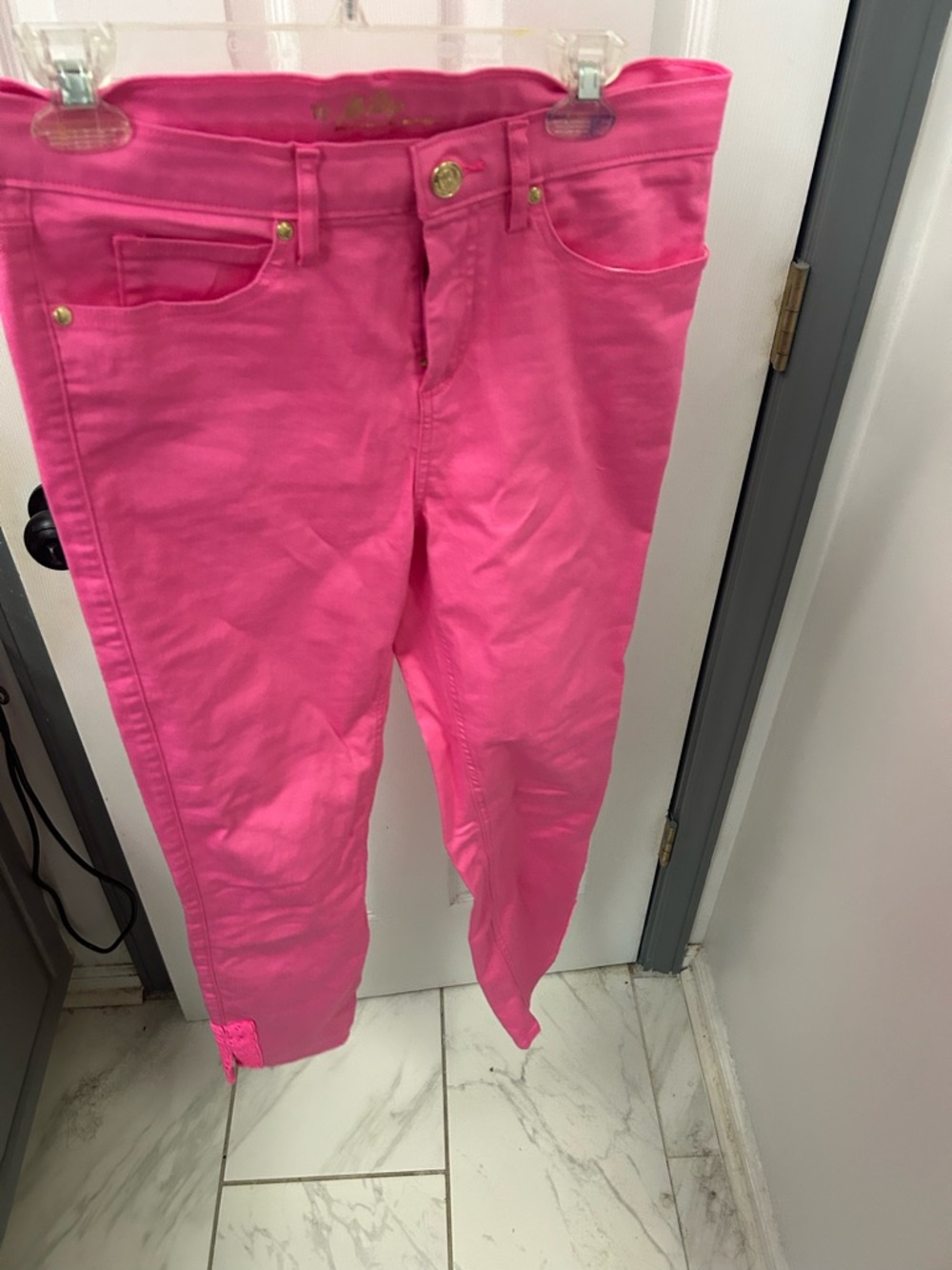 NWT LILLY PULITZER hot pink denim jeans. - Picture 8 of 16